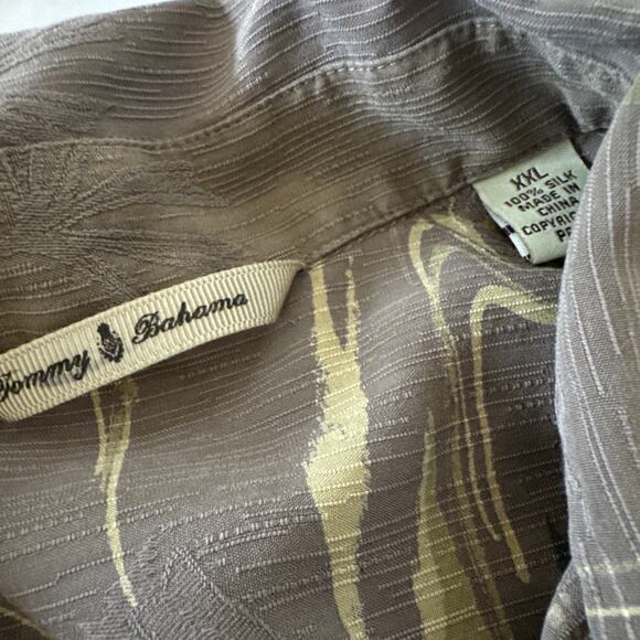 Vintage Tommy Bahama Silk Hawaiian Shirt Aloha Men’s XXL Camp Loop Collar Beachy - Picture 3 of 10